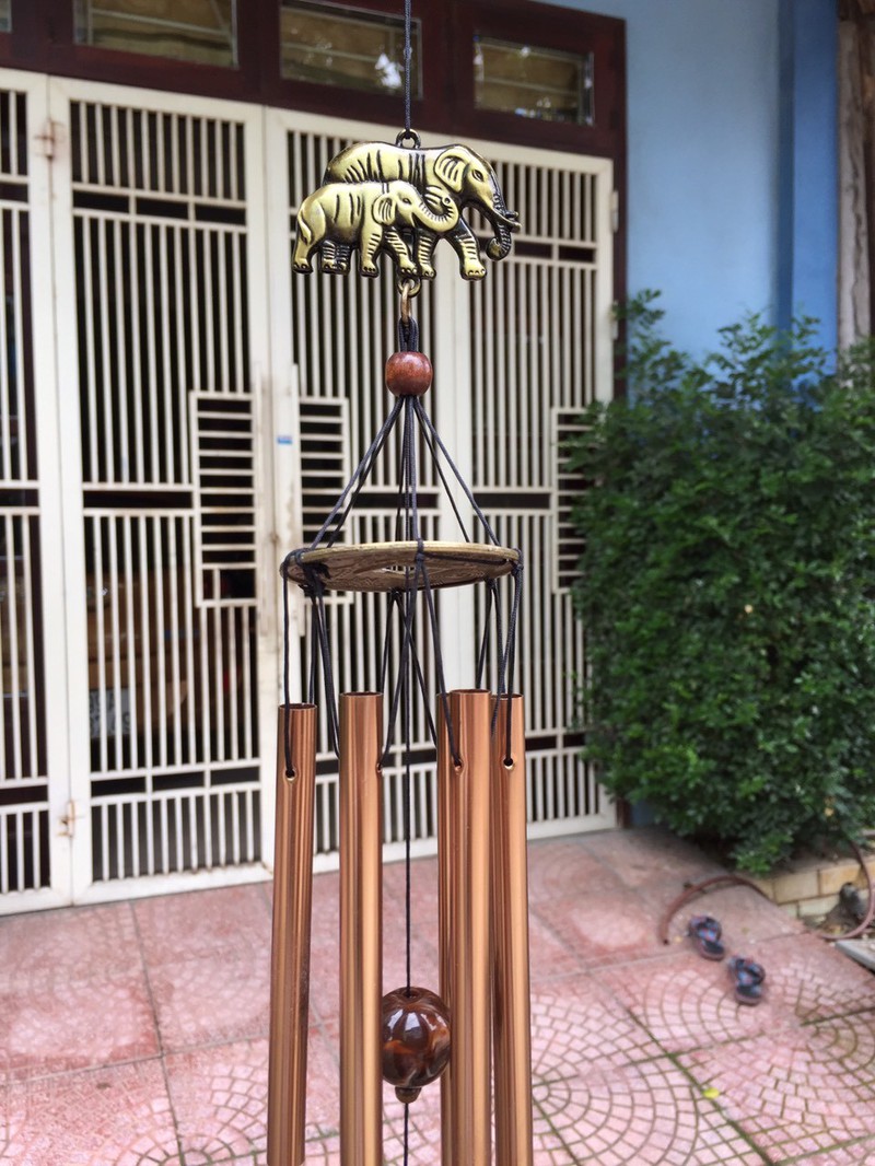 Chuông gió phong thủy hình voi may mắn