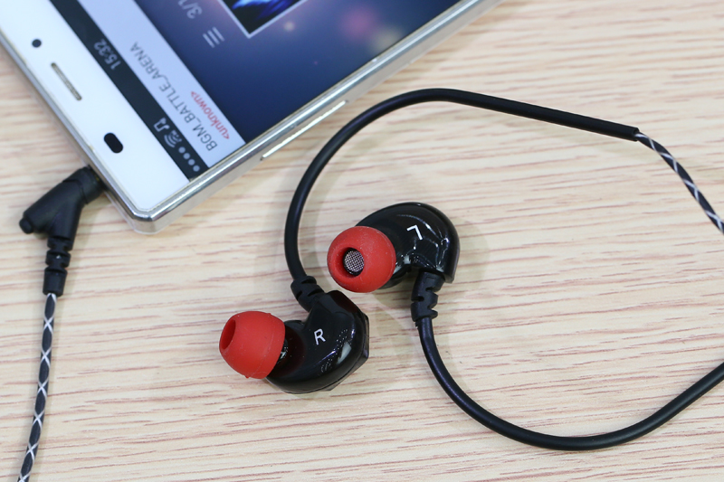 Tai nghe nhét trong Kanen S50 Đen đỏ