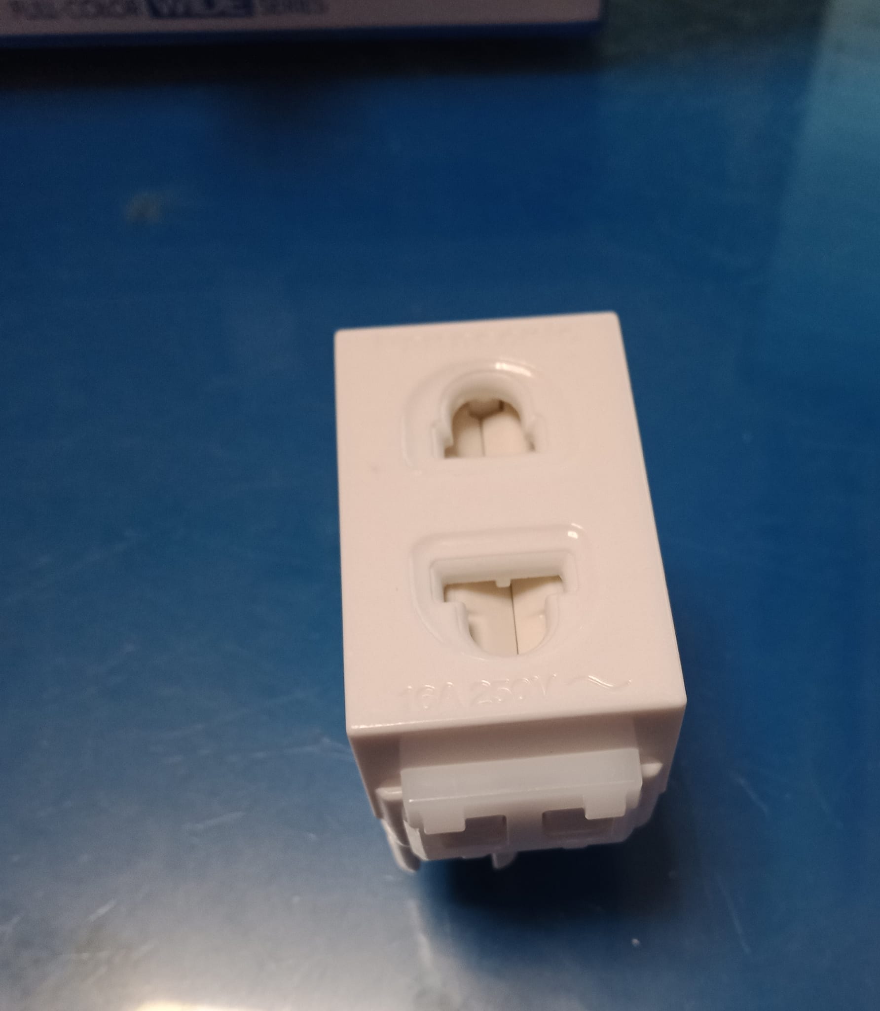 Ổ cắm đơn 2 chấu panasonic 1081-7sw