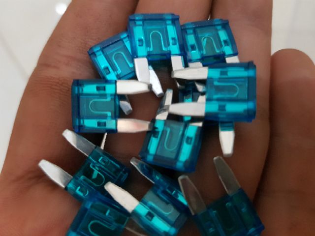 3 Chiếc Cầu Chì Xe Máy