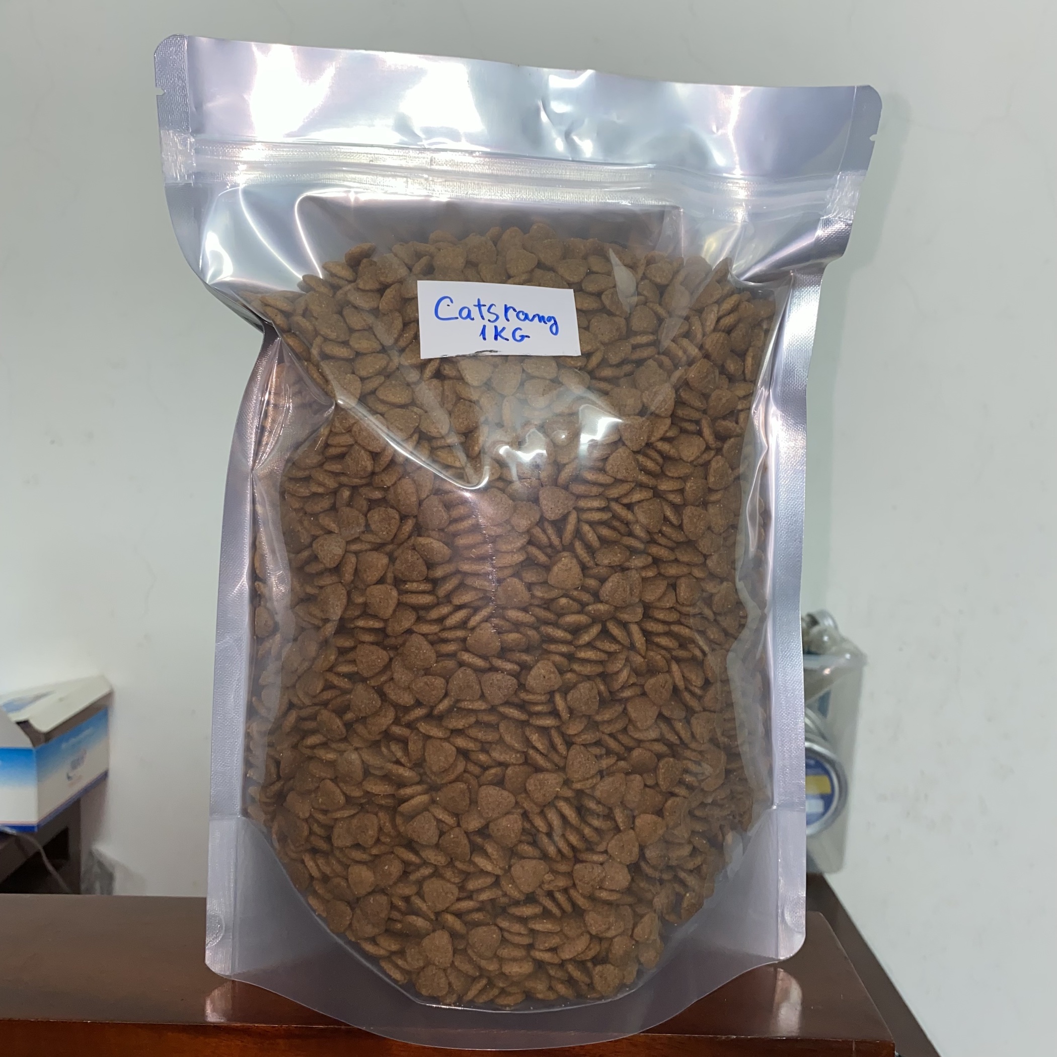 Thức ăn dạng hạt dành cho mèo mọi lứa tuổi (Túi zip bạc 1KG)