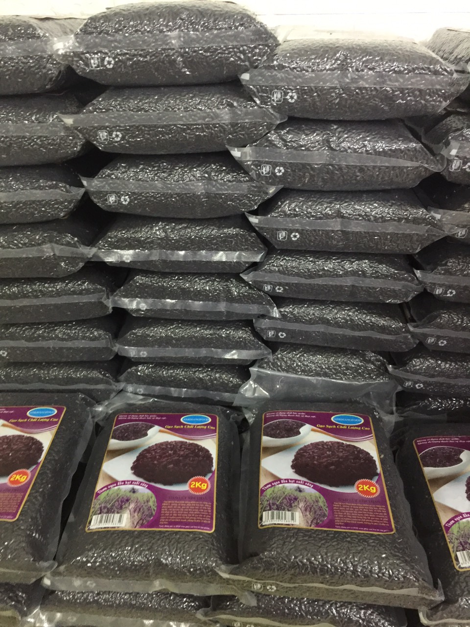 GẠO LỨT TÍM THAN AN KHANG FOOD ( HÚT CHÂN KHÔNG 2KG )