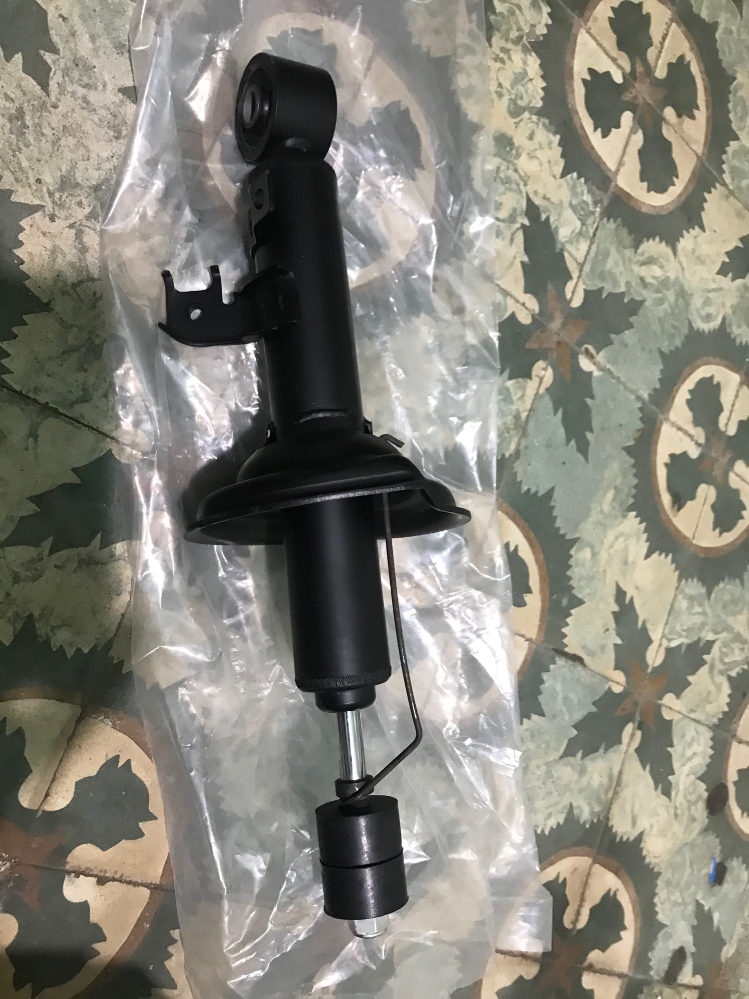 Giảm sóc trước  dung cho xe innova 2006-2015