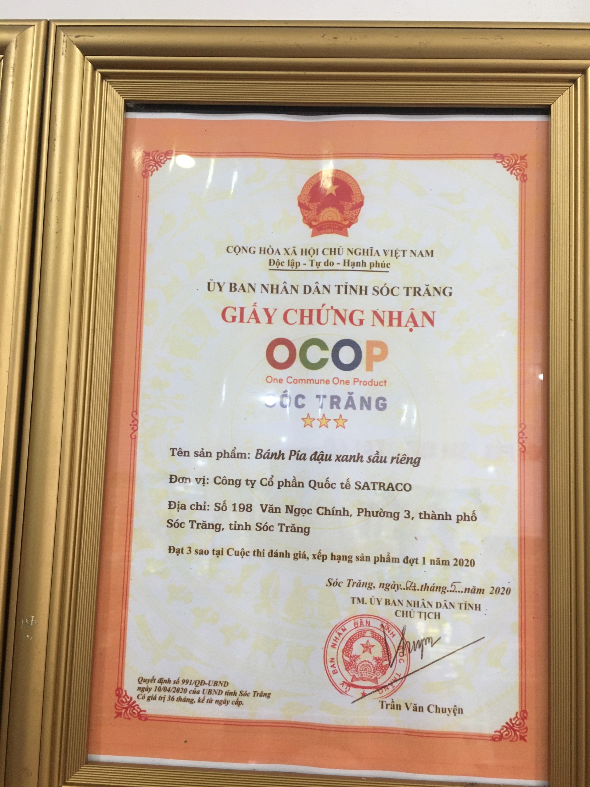 Bánh pía đậu xanh sầu riêng