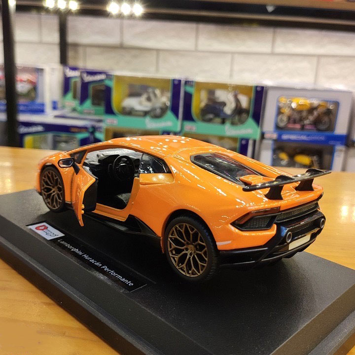 Mô hình xe Lamborghini Huracan Performance 1:24 Bburago