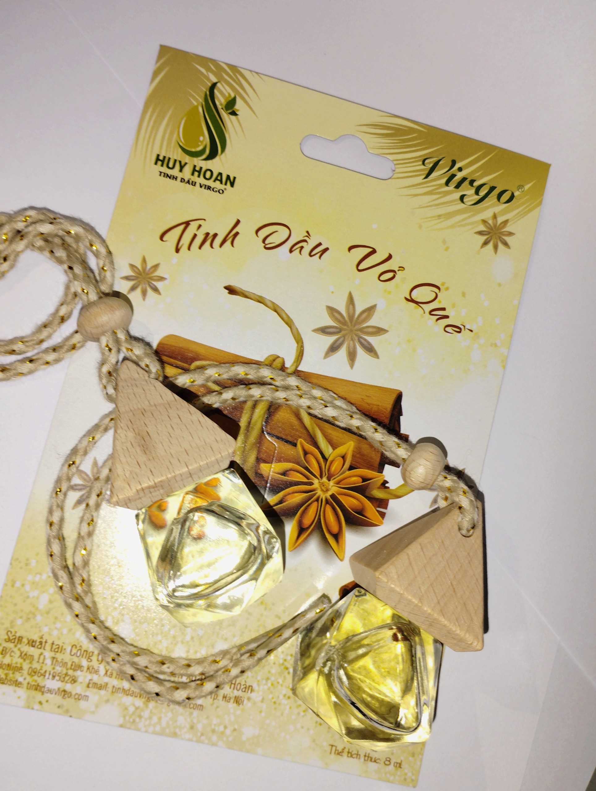 Tinh dầu treo xe ô tô