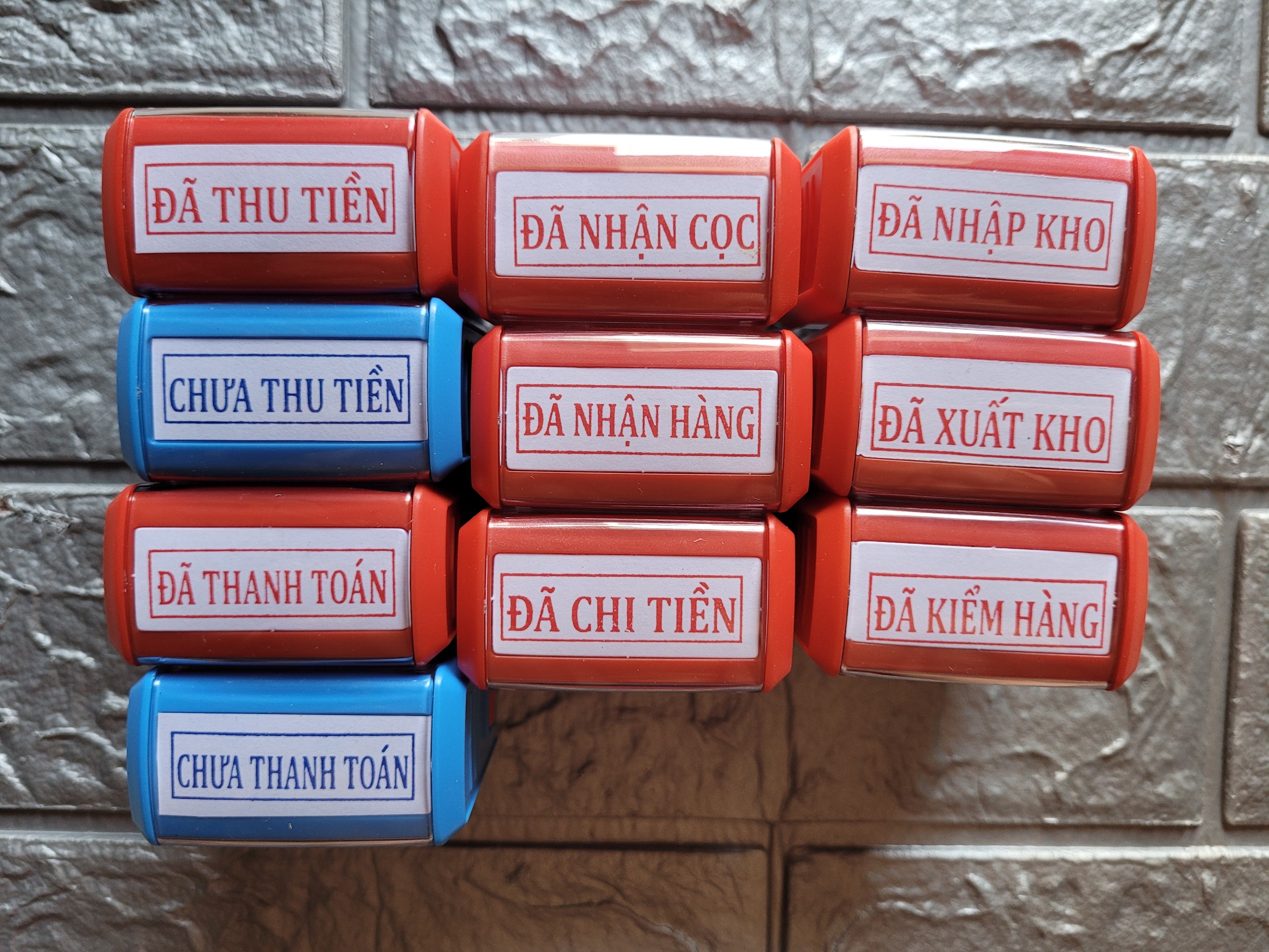 Con dấu đã thu tiền, đã thanh toán, đã nhận hàng