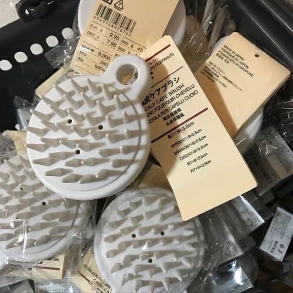 Lược Gội Đầu Silicon Muji Giảm Rụng Tóc