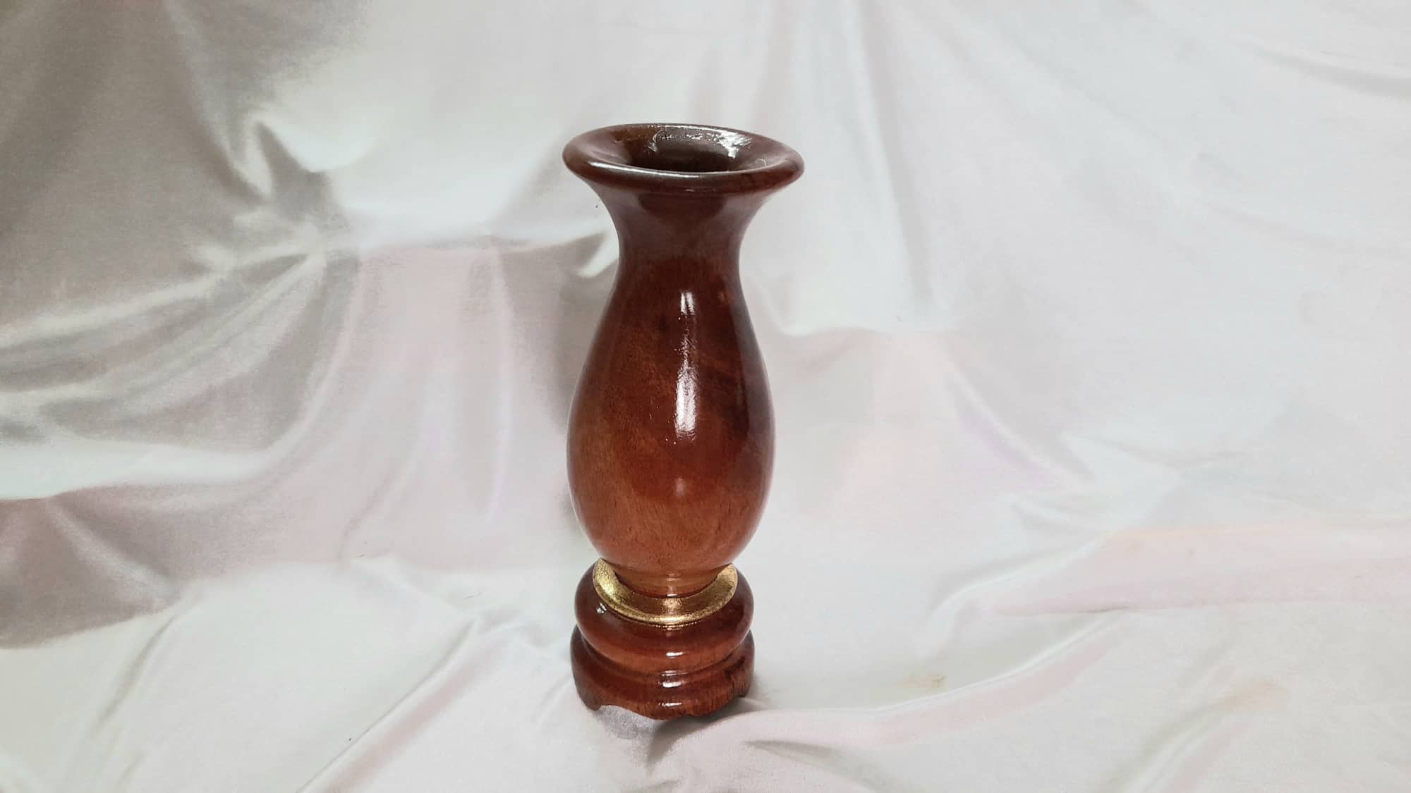 binh hoa thủy tiên gổ xà cừ