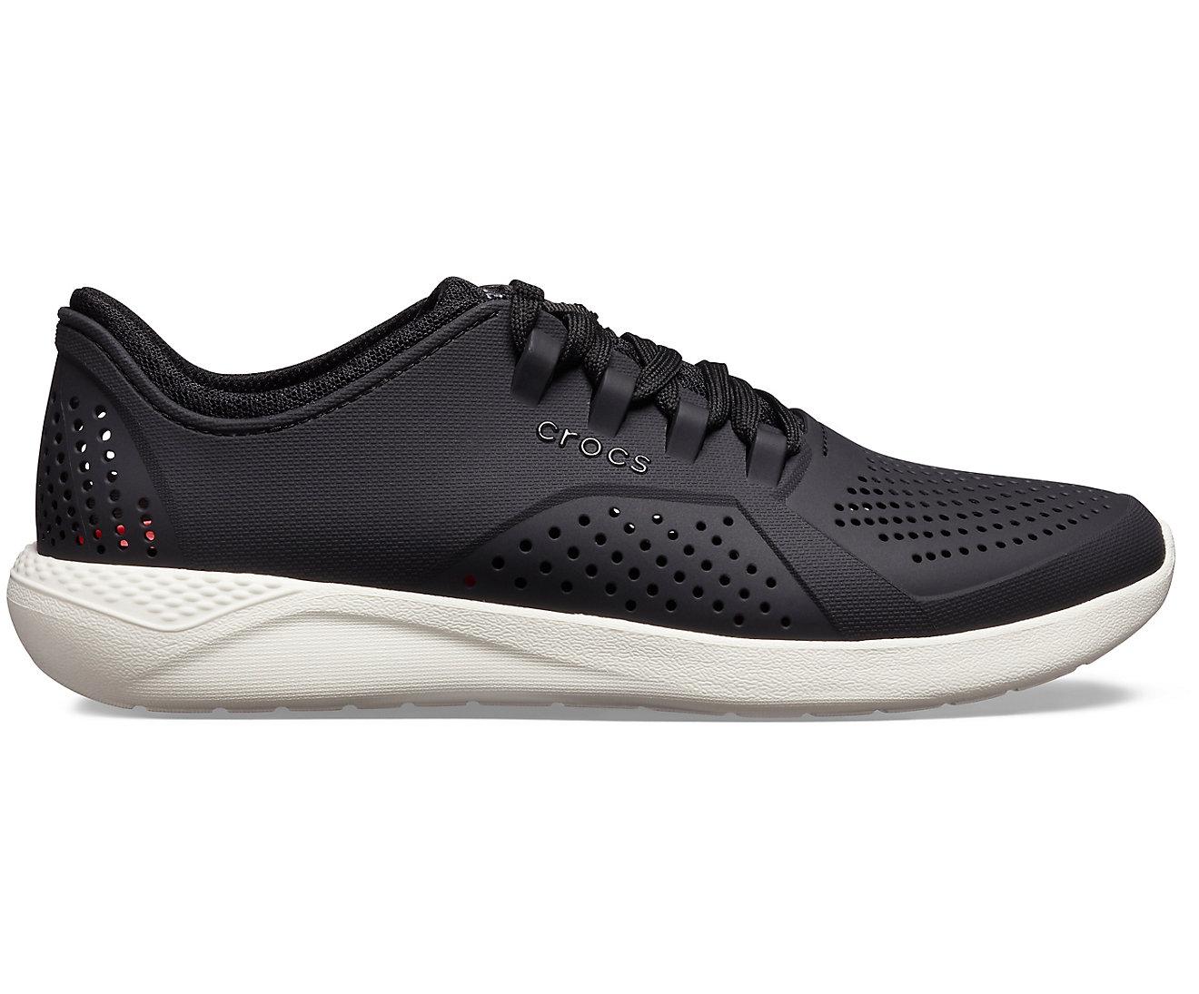 Giày nhựa buộc dây Crocs. Literide Pacer (Màu đen)