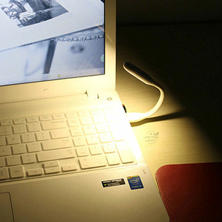 [HCM]Đèn LED siêu sáng cổng USB cho Laptop
