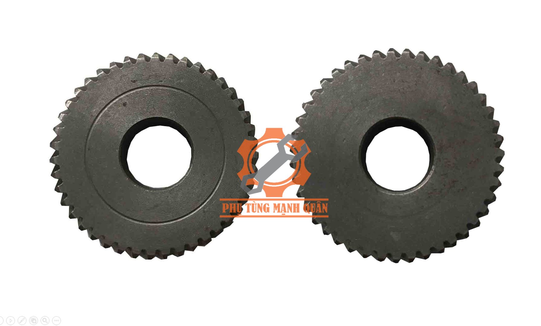 bánh răng/nhông cắt gạch HITACHII CM4SB
