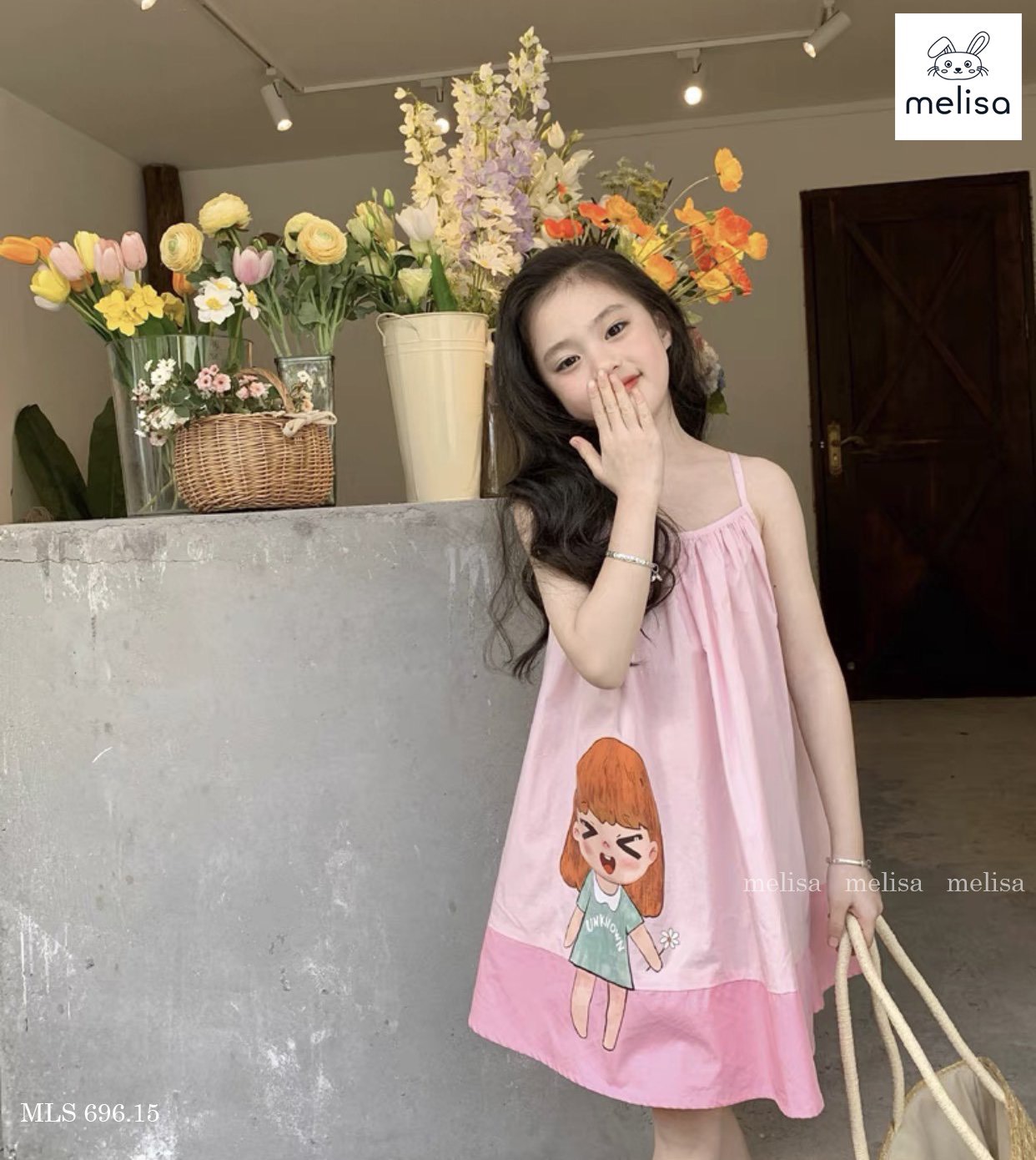 Đầm 2 dây bé gái in hình cô gái siêu xinh