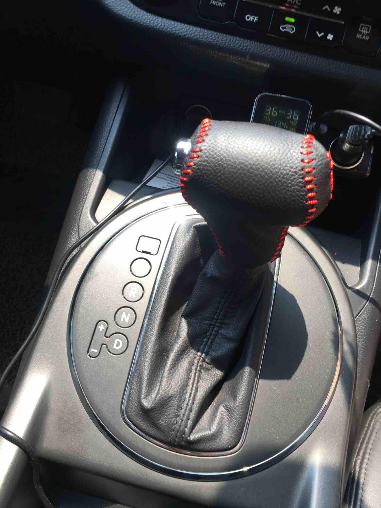 Bọc cần số ô tô KIA Sportage 2012 - 2018