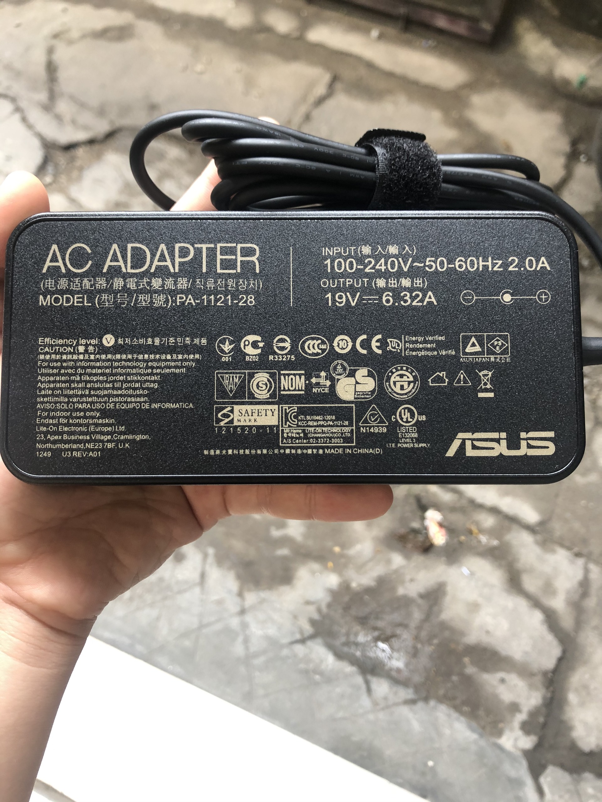 Sạc laptop Asus 19V 6.32A bản gốc