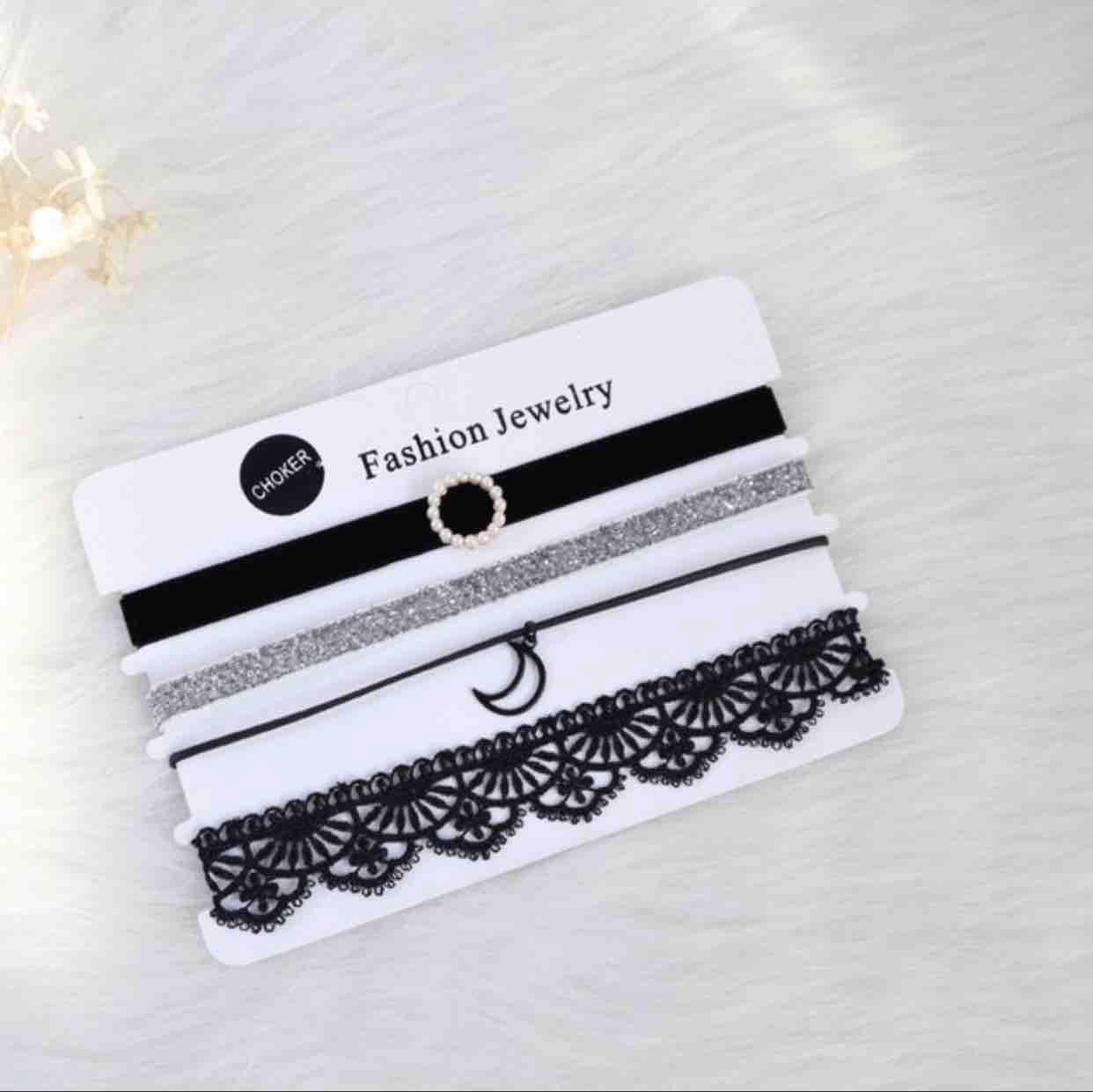 [HCM]Set choker đen và bạc siêu xinh