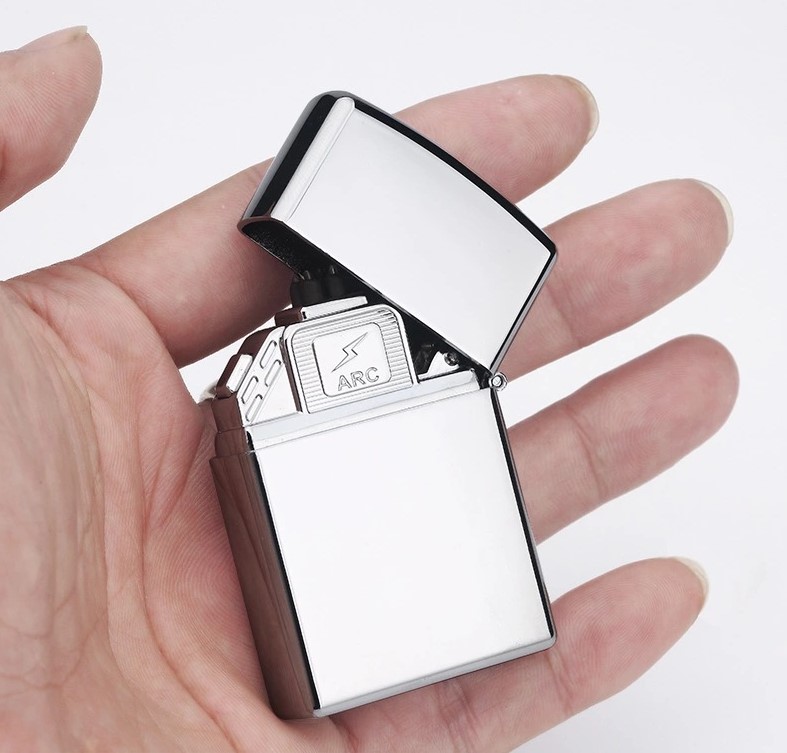 Bật lửa điện sạc USB tia Plasma kiểu dáng Zippo mẫu mới độc lạ