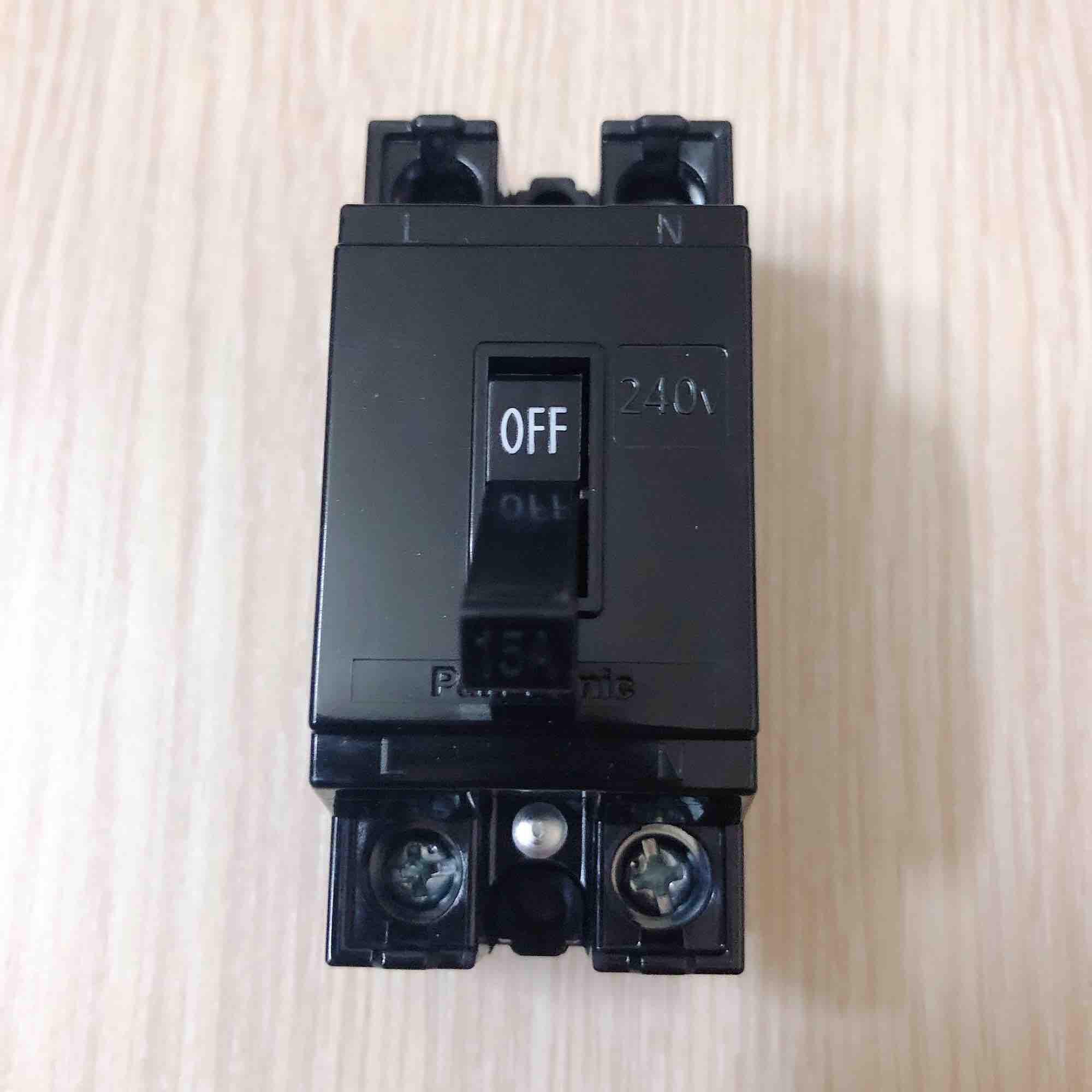 [HCM]CB cóc panasonic (cầu dao an toàn)