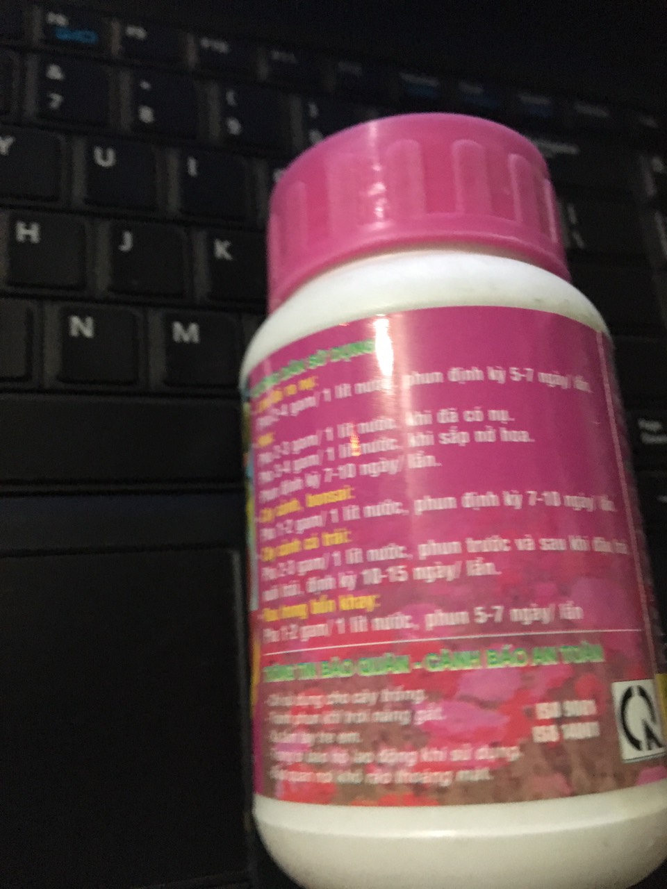 PHÂN BÓN ĐẦU TRÂU 901 lọ 100gr