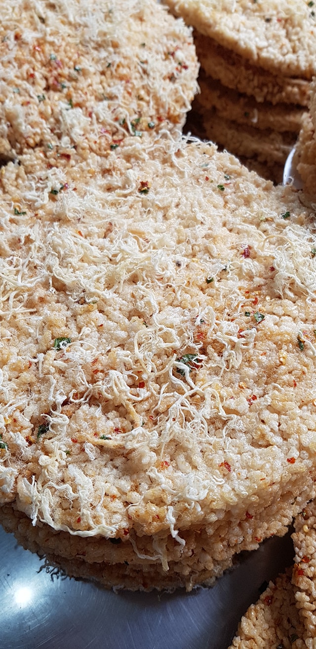 CƠM SẤY CHÀ BÔNG HIỆU NHẬT QUỲNH - siêu giòn siêu ngon