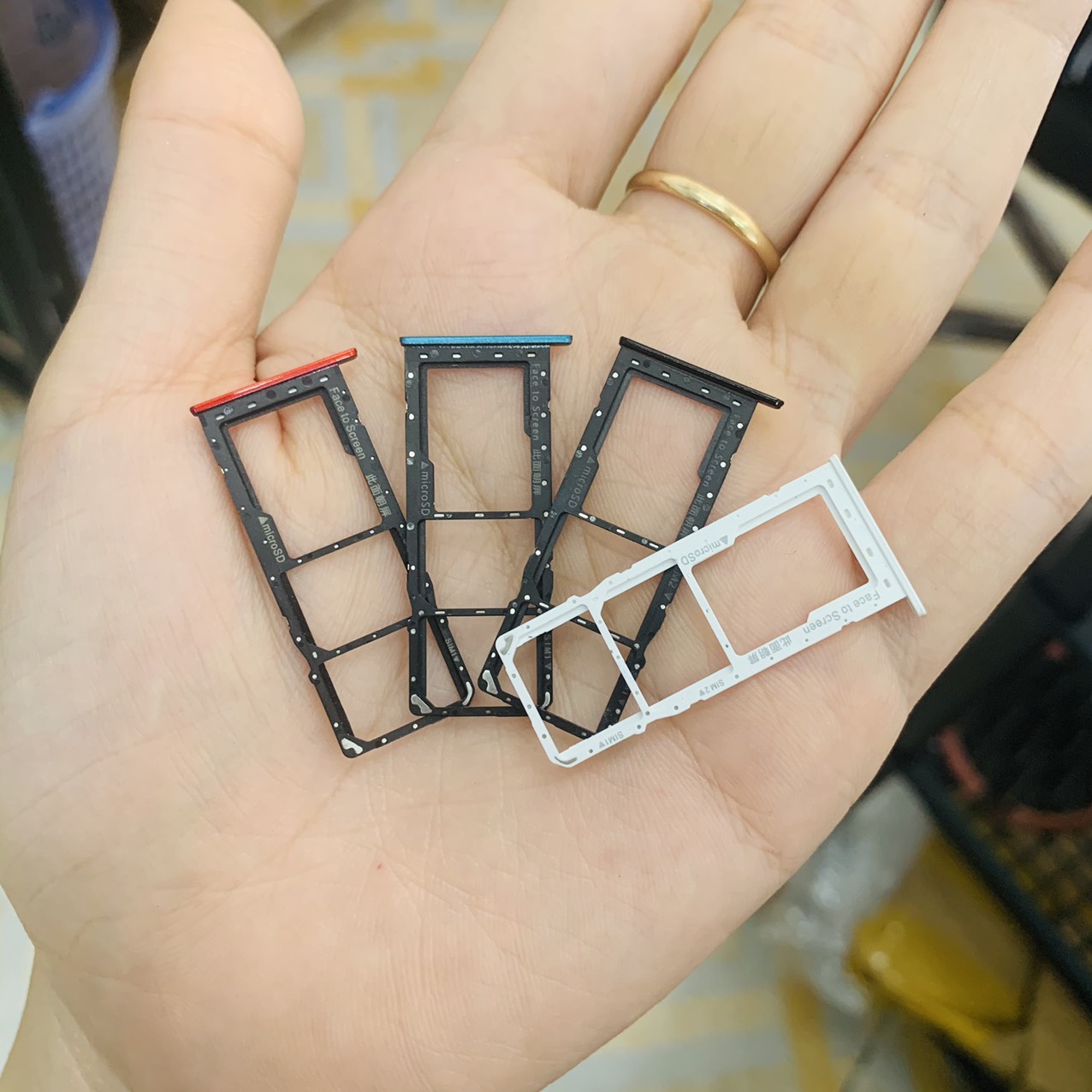 Khay sim , khe sim oppo a31 chính hãng, bảo hành đổi trả