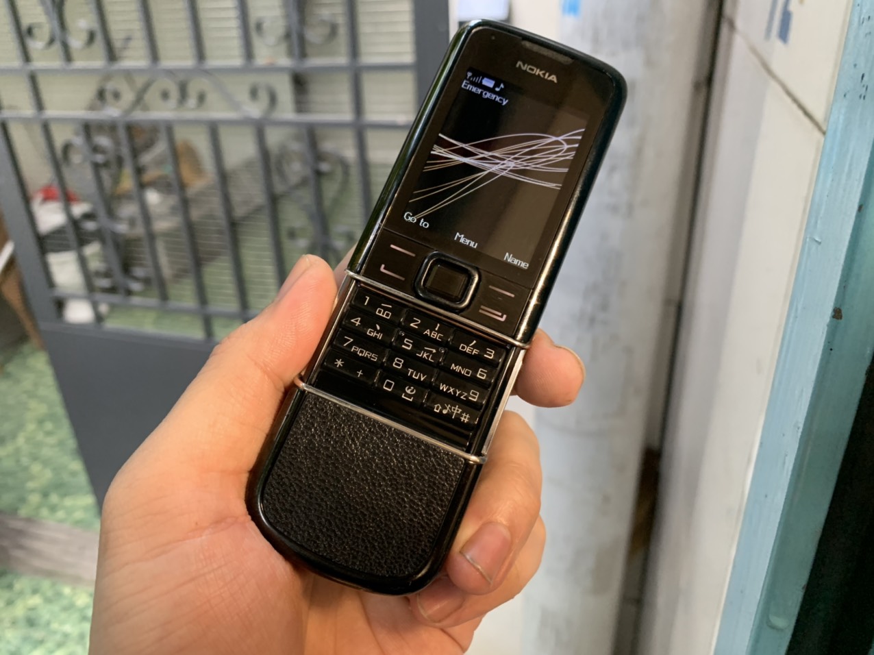 Điện thoại Nokia 8800 màu đen (128)