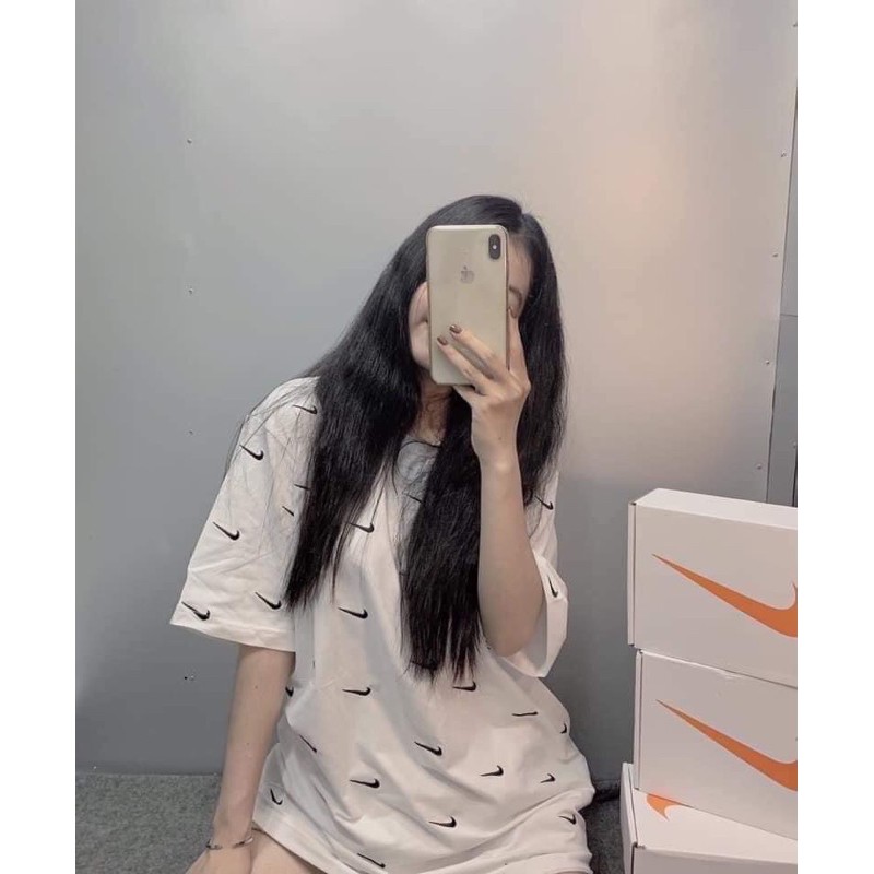 Áo thun Nike logo THÊU form rộng