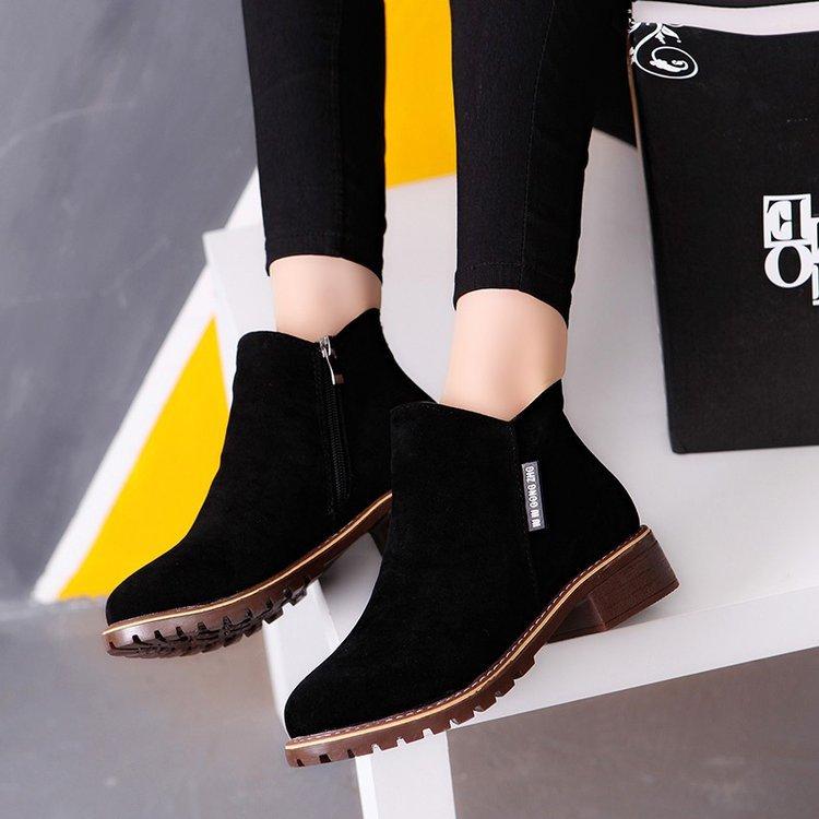 Boot cổ thấp da lộn xinh xắn