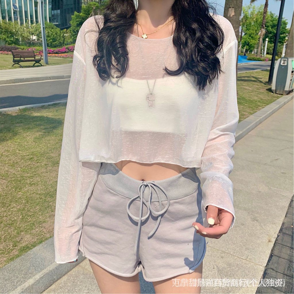 Áo tay dài croptop cổ thuyền