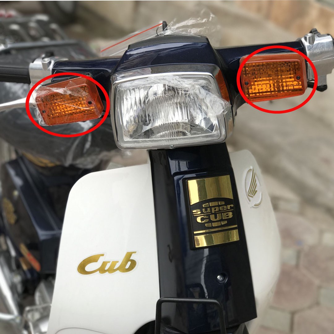 Nắp Đèn Xi Nhan xe Cup 82 -NN