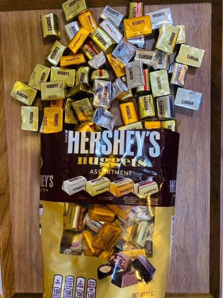 CHOCOLATE HERSHEY NUGGETS ASSORTMENT 145 Viên 1.47kg (HSD 05.2022)