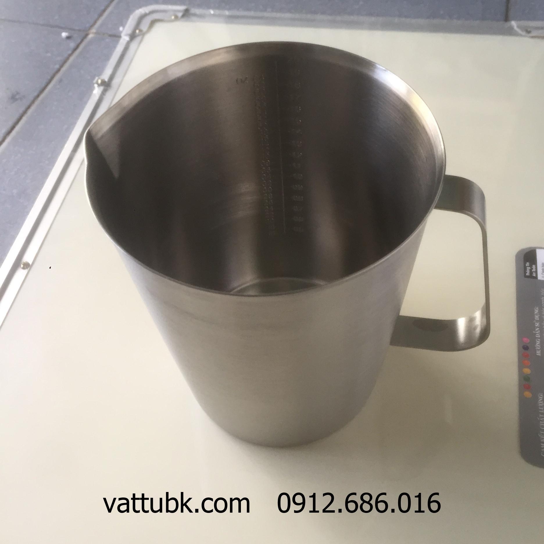 Ca inox có chia vạch 2000ml