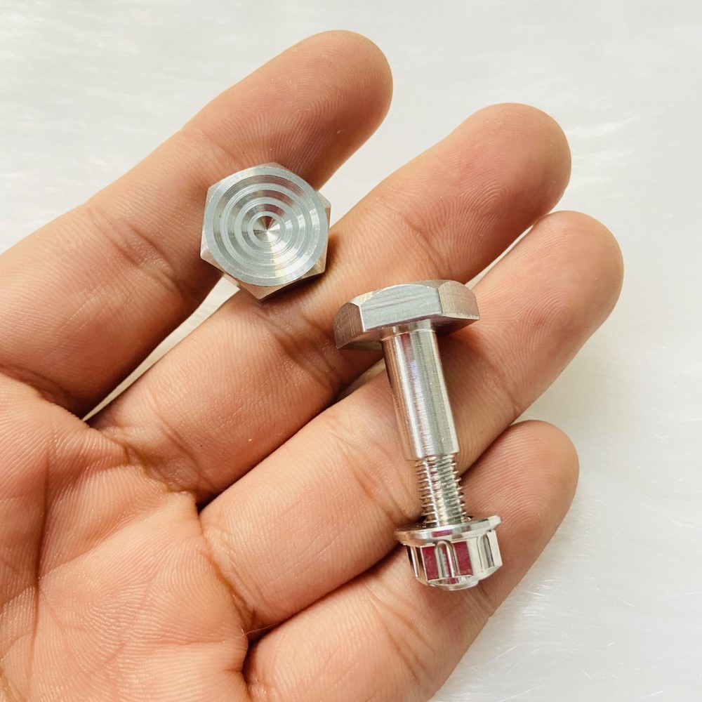 [SIÊU SÁNG] ỐC CỐT THẮNG TAY INOX KÈM TÁN SALAYA 8LY MẪU THÁI TRANG TRÍ XE WAVE, WINNER, EXCITER, SATRIA (1 ỐC 1 TÁN SALYA 8LY)