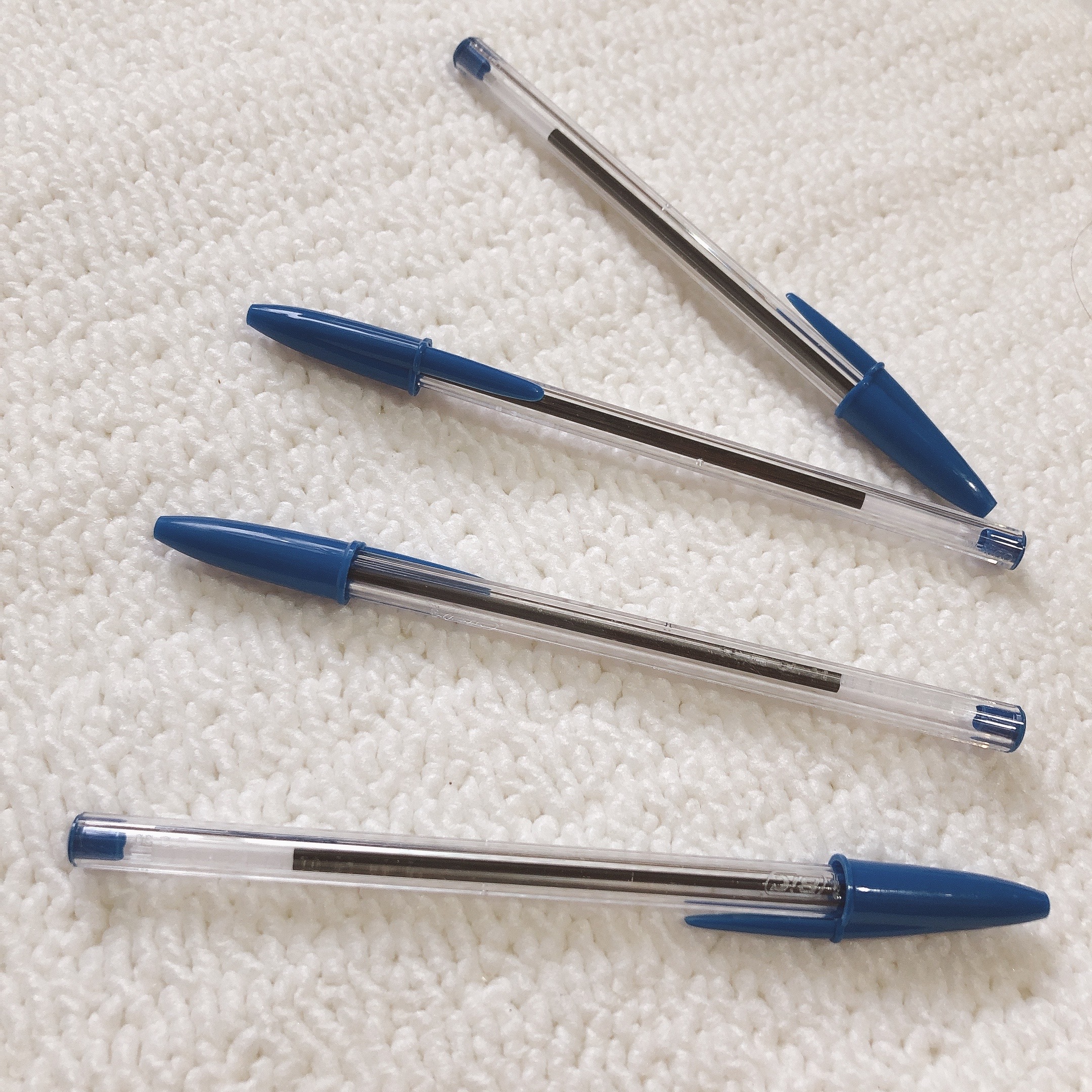 [HCM]COMBO 4 BÚT BI BIC XANH PEN TAPPING THÂN TRONG CRISTAL