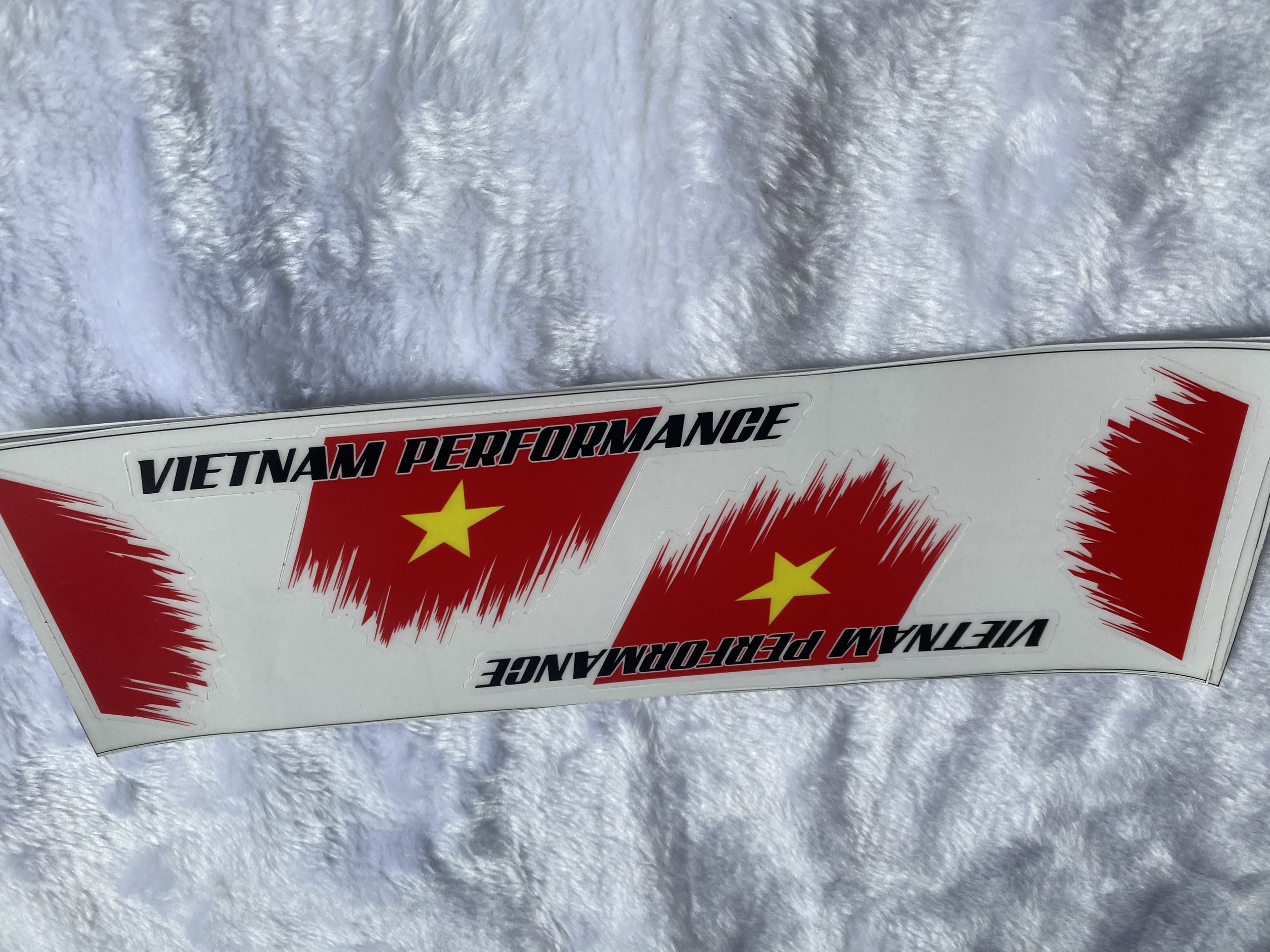 SÉT TEM LOGO PERFORMANCE CỜ VIỆT NAM DECAL TRONG