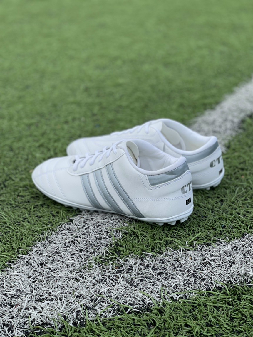 Giày bóng đá 3 Sọc size 36 đến 43