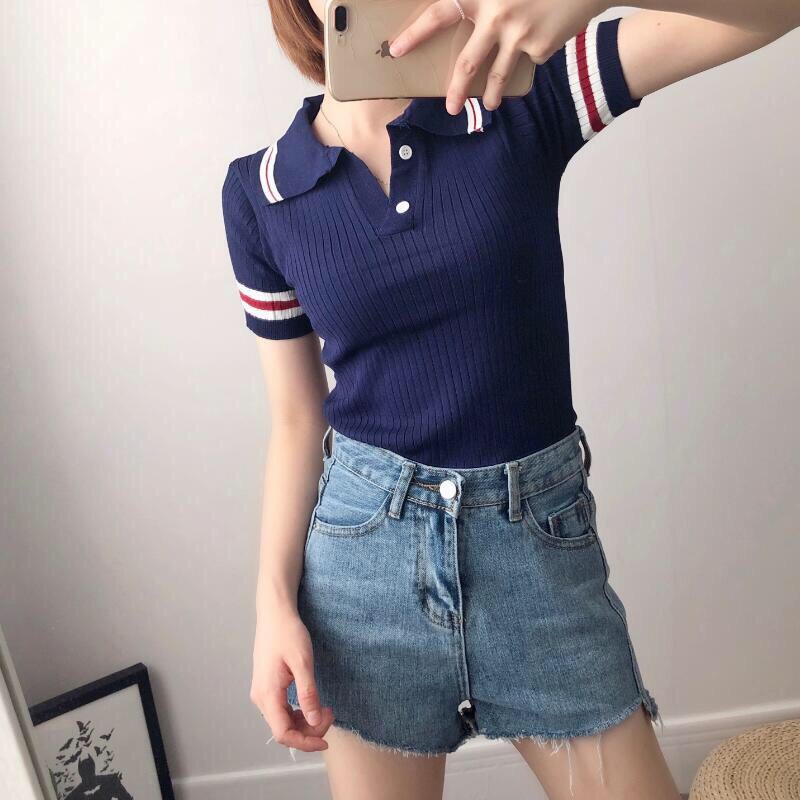 Áo Thun Gân Kiểu Cổ Bẻ Đính Nút Phối Sọc Màu Cổ Và Tay Cá Tính TTKXA0038