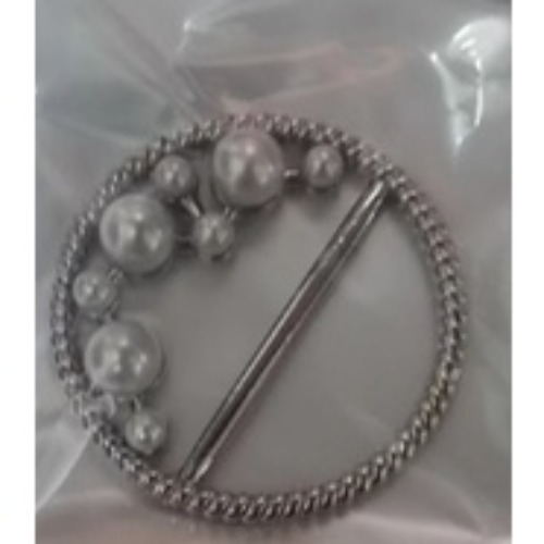 Khóa cố định khăn choàng / áo thun đa năng tiện dụng