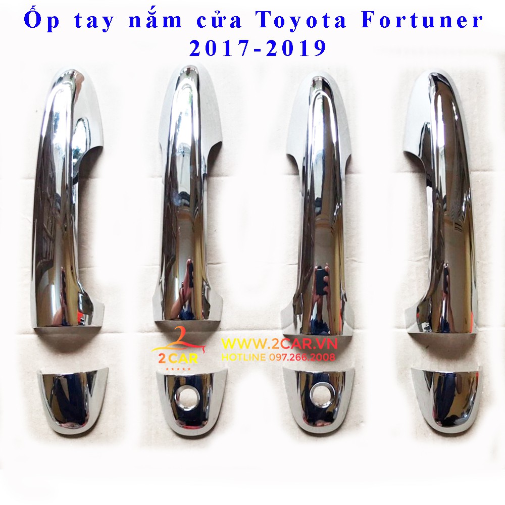 Ốp tay nắm cửa xe toyota fortuner 2017-2019