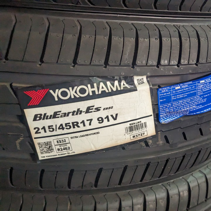 215/45r17 yokohama