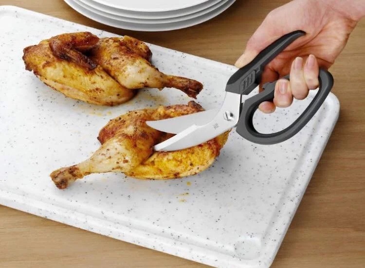Kéo cắt gà WMF trợ lực