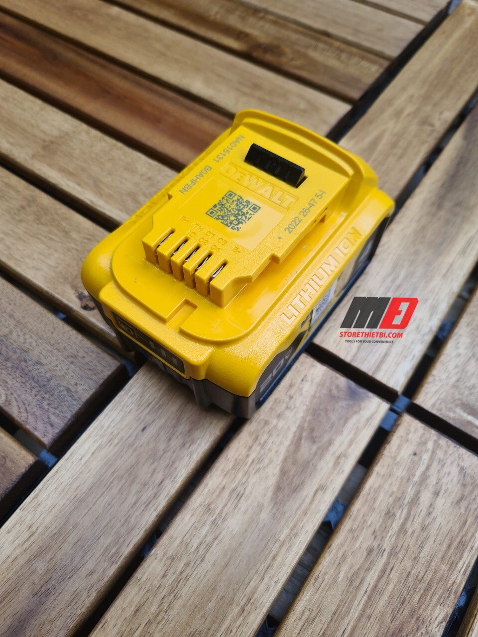 [HCM]Pin 18V 4.0Ah Dewalt Dcb182