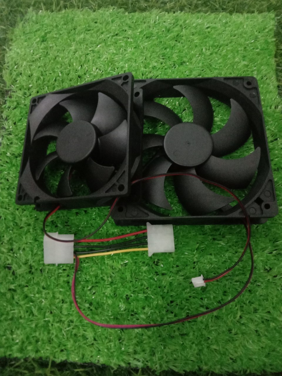 Quạt tản nhiệt 12v 9cm và 12cm