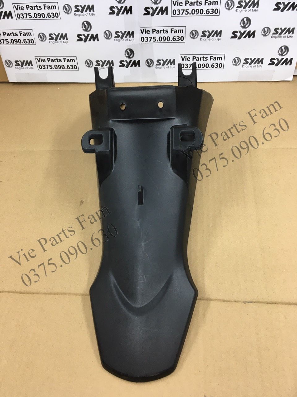 CHẮN BÙN SAU/ ĐUÔI ĐUÔI BIỂN SỐ ELEGANT SYM