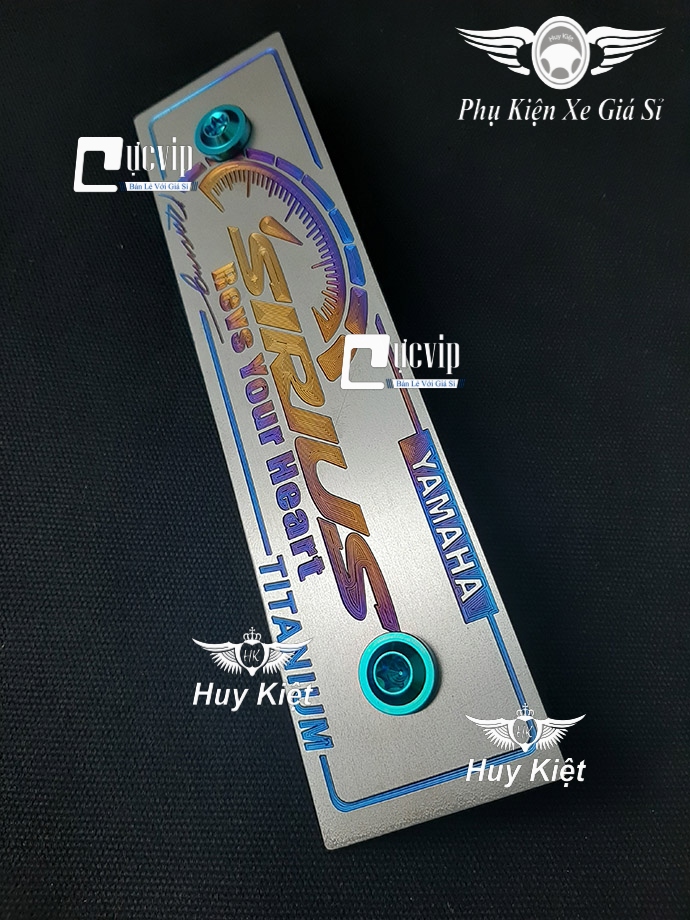 [HCM]Bảng Tên Sirius Titan (Mẫu Titan Khò) Kèm 2 Ốc Titan Thật GR5 MS3626