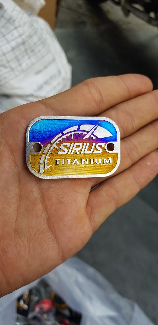 Nắp dầu xi titan cho xe Sirius