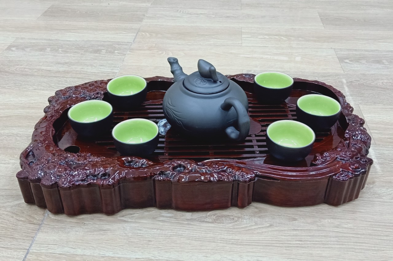 Bộ ấm chén bát tràng kèm khay trà víp