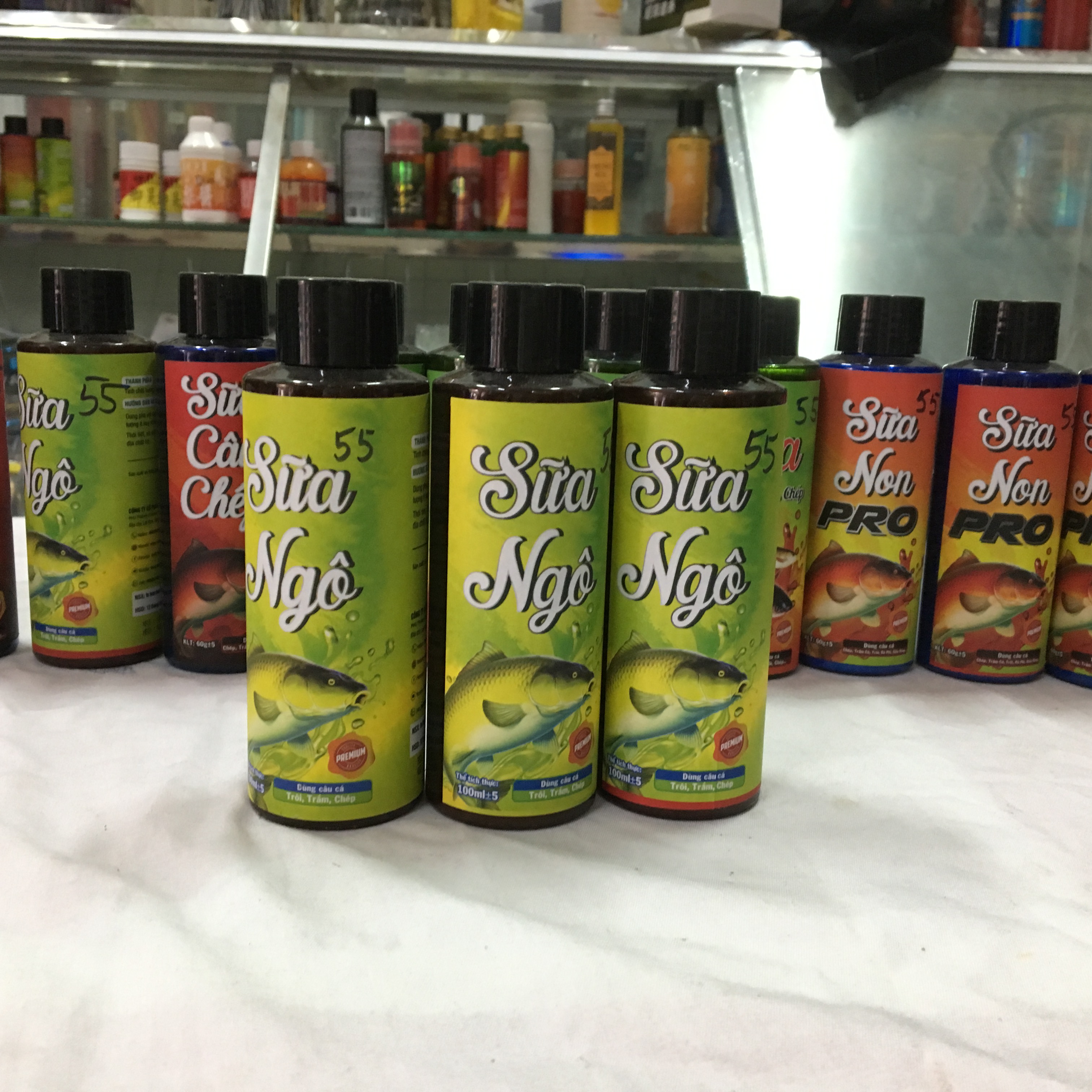 Tổng hợp các chai hương liệu chuyên câu các loại cá nước ngọt hãng Phú thành: Sữa ngô, sữa chép, sữa non, sữa trôi trắm chép