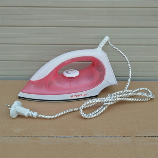 BÀN ỦI KHÔ SUNHOUSE SHD1072