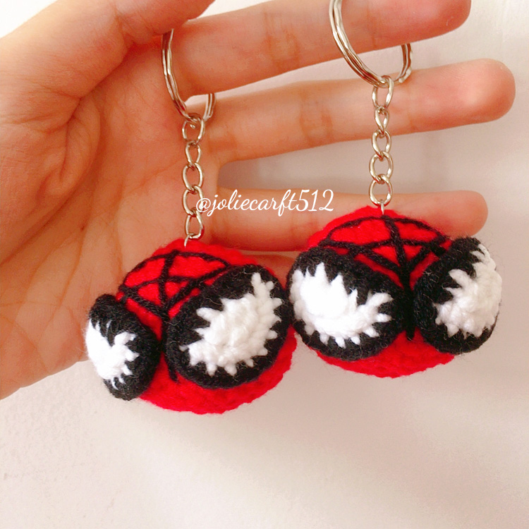 Móc khóa len người nhện spiderman